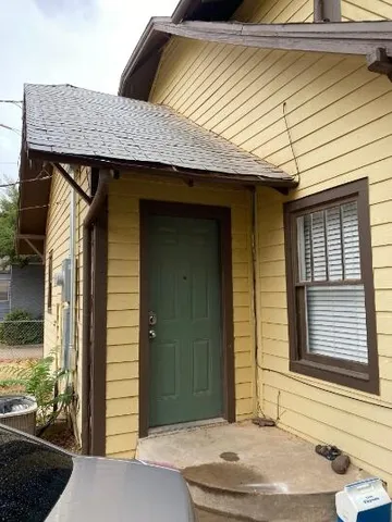 $700 | 2305 14th Street, Unit C, Lubbock, TX 79401