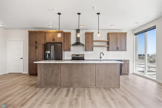 $675,000 | 234 Main Avenue, Unit 619, Fargo, ND 58103