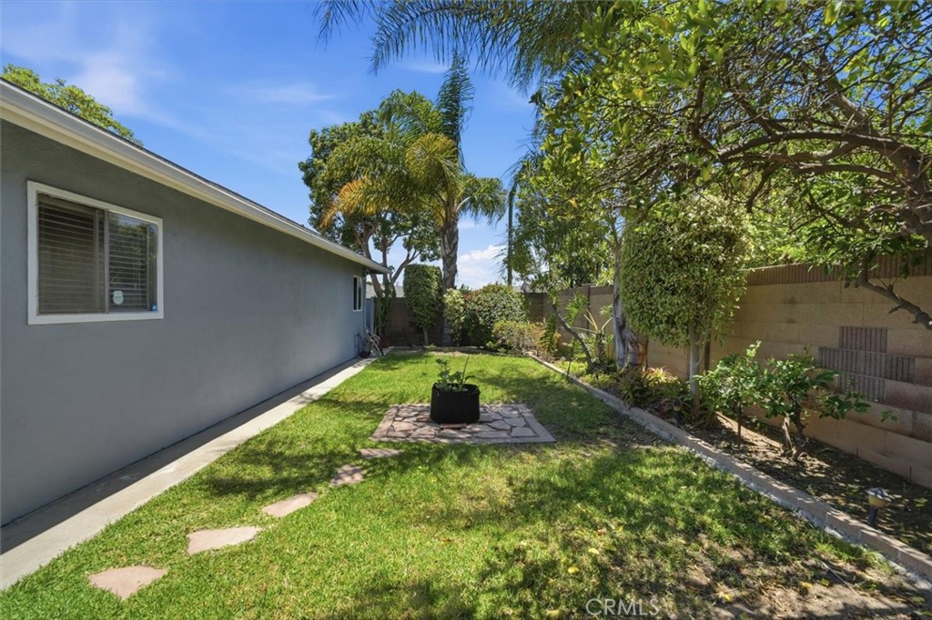 16953 Roa Drive Carson, CA 90746 - Photo 38 of 43 Gallery Image 38