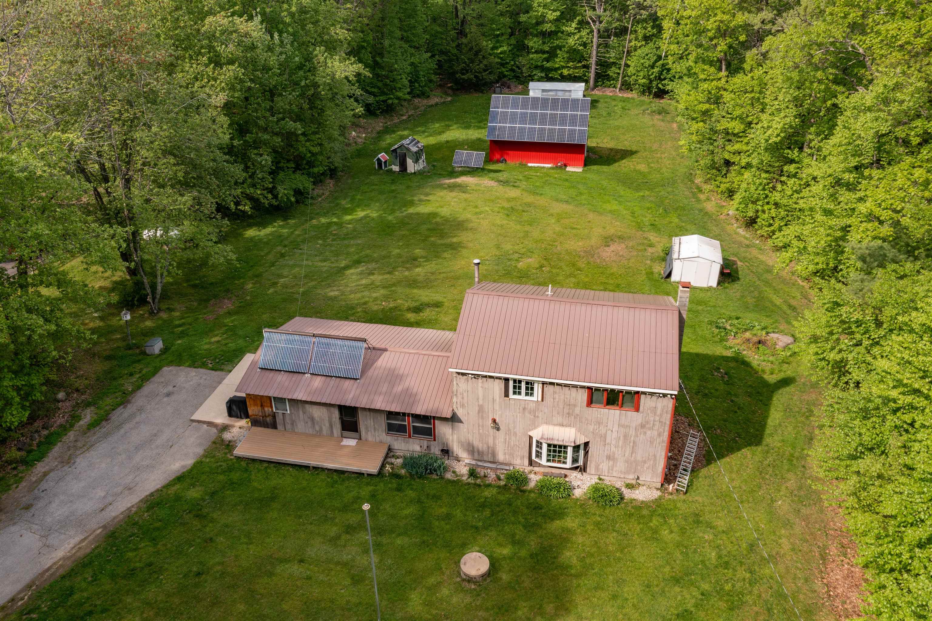 22 Hunting Road Auburn, NH 03032 - Photo 13 of 23