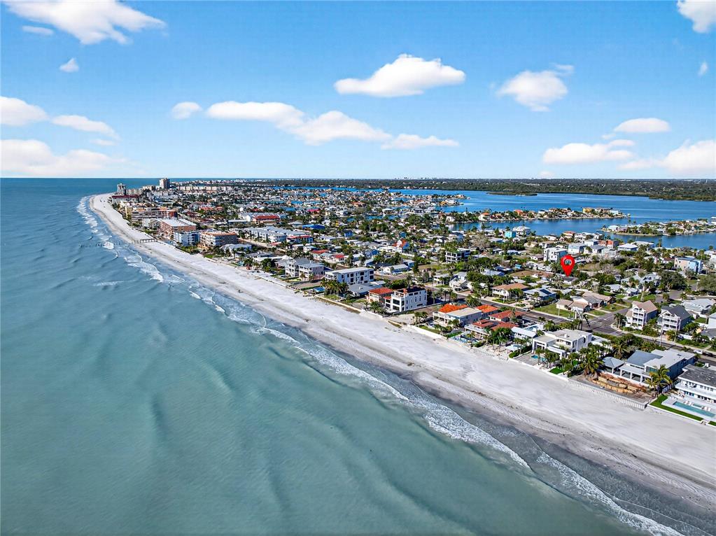 16105 1st Street East Redington Beach, FL 33708 - Photo 6 of 27