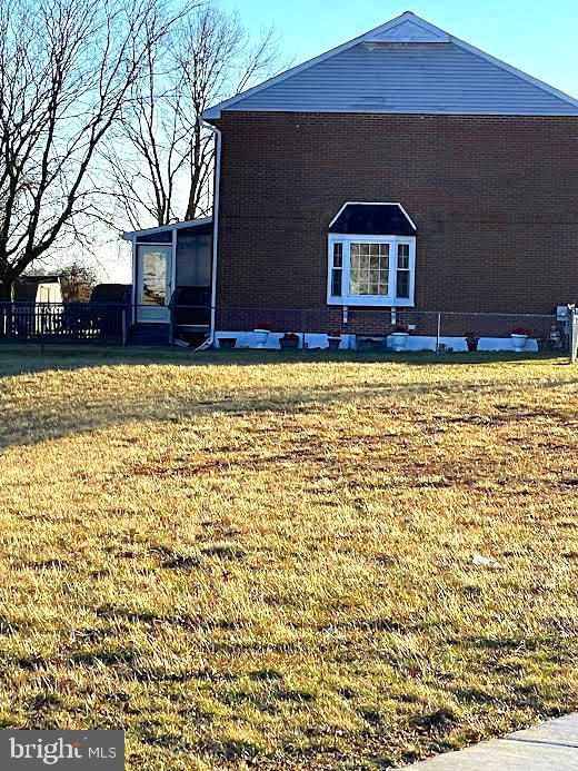 1184 Old Forge Road New Castle, DE 19720 - Photo 18 of 20 HOME SIDE VIEW