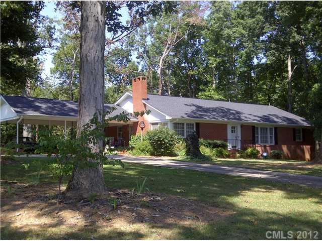 217 Thornburg Road Dallas, NC 28034 - Photo 1 of 16 Gallery Image 1