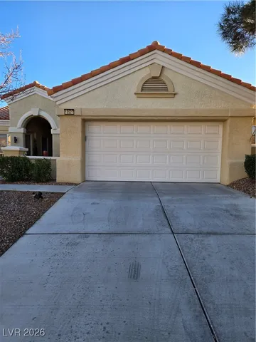 $2,300 | 10527 Mission Lakes Avenue, Las Vegas, NV 89134