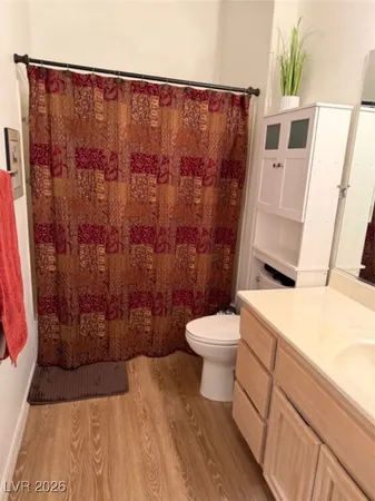 $2,350 | 10527 Mission Lakes Avenue, Las Vegas, NV 89134