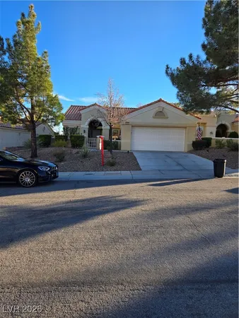 $2,350 | 10527 Mission Lakes Avenue, Las Vegas, NV 89134