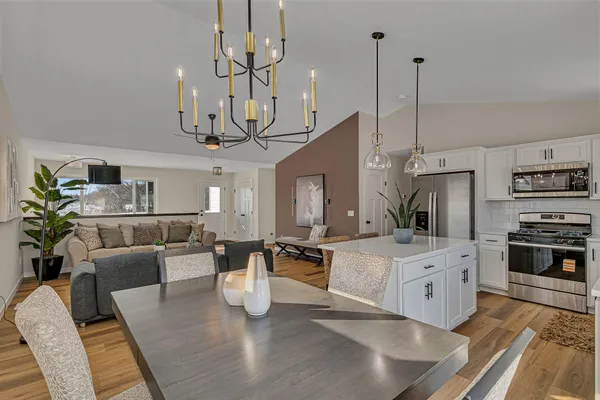 $409,900 | 31146 Terra Vista Lane, Rockville, MN 56301