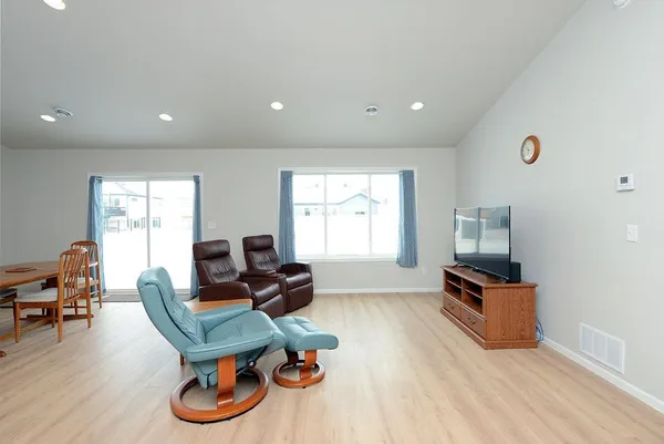 $395,000 | 7903 Buckthorn Avenue, Horace, ND 58047