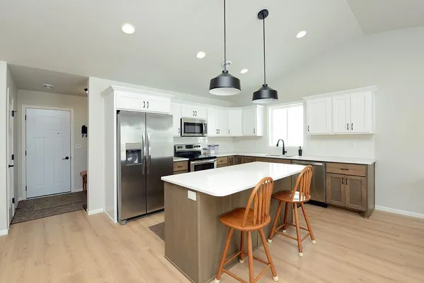 $395,000 | 7903 Buckthorn Avenue, Horace, ND 58047