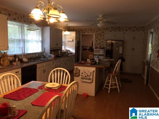 312 Wildwood Road Anniston, AL 36207 - Photo 5 of 37