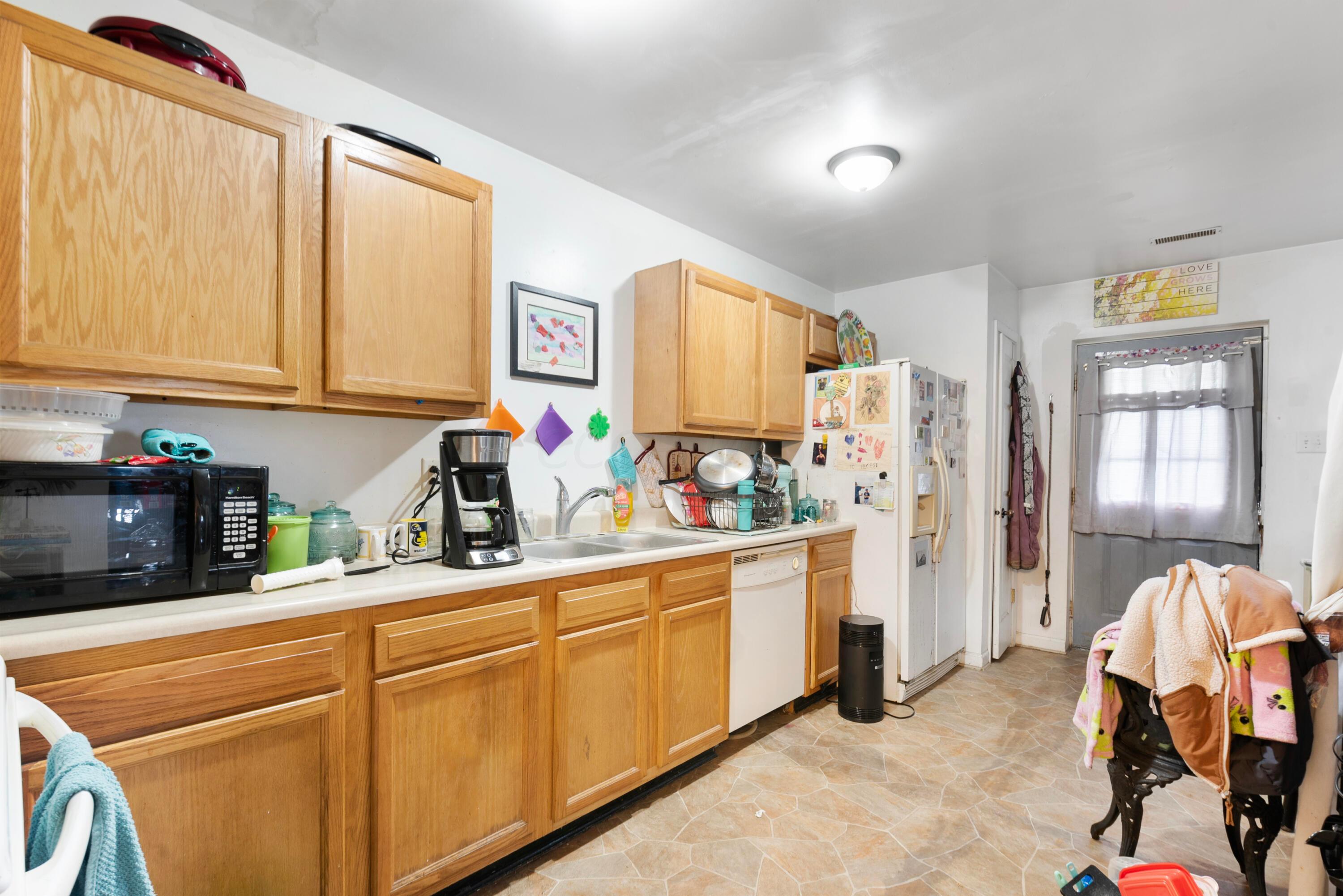 8538 Royalton Road Southwest Lancaster, OH 43130 - Photo 21 of 50 Kitchen
