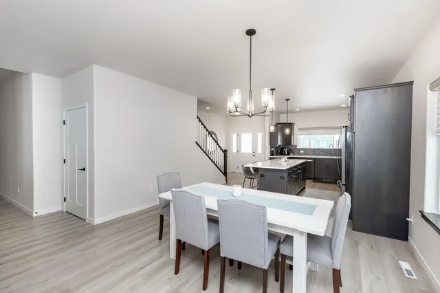 $695,000 | 7485 15th Street South, Fargo, ND 58104