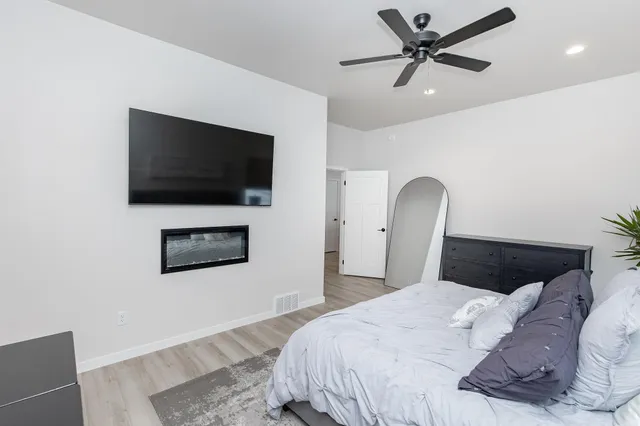 $695,000 | 7485 15th Street South, Fargo, ND 58104