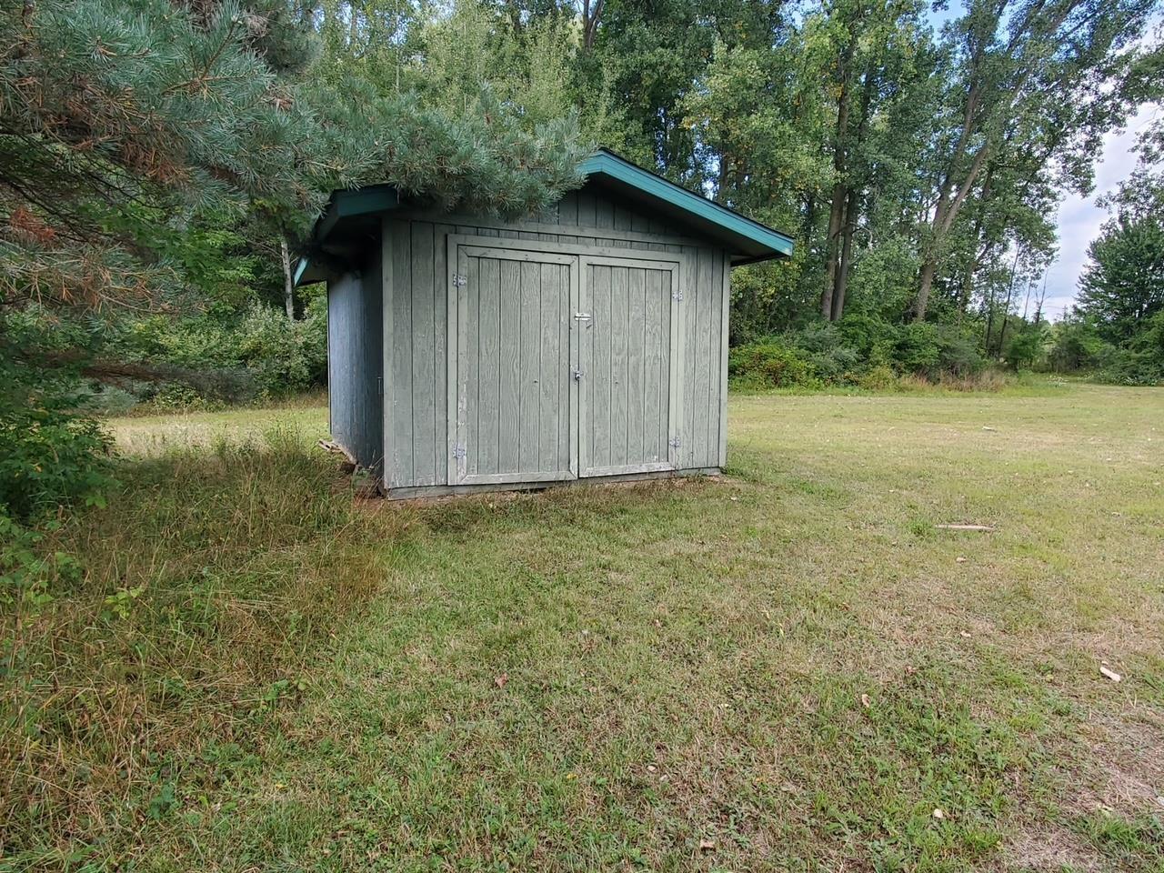 Vl Phipps Road Applegate, MI 48401 - Photo 8 of 11 Gallery Image 8