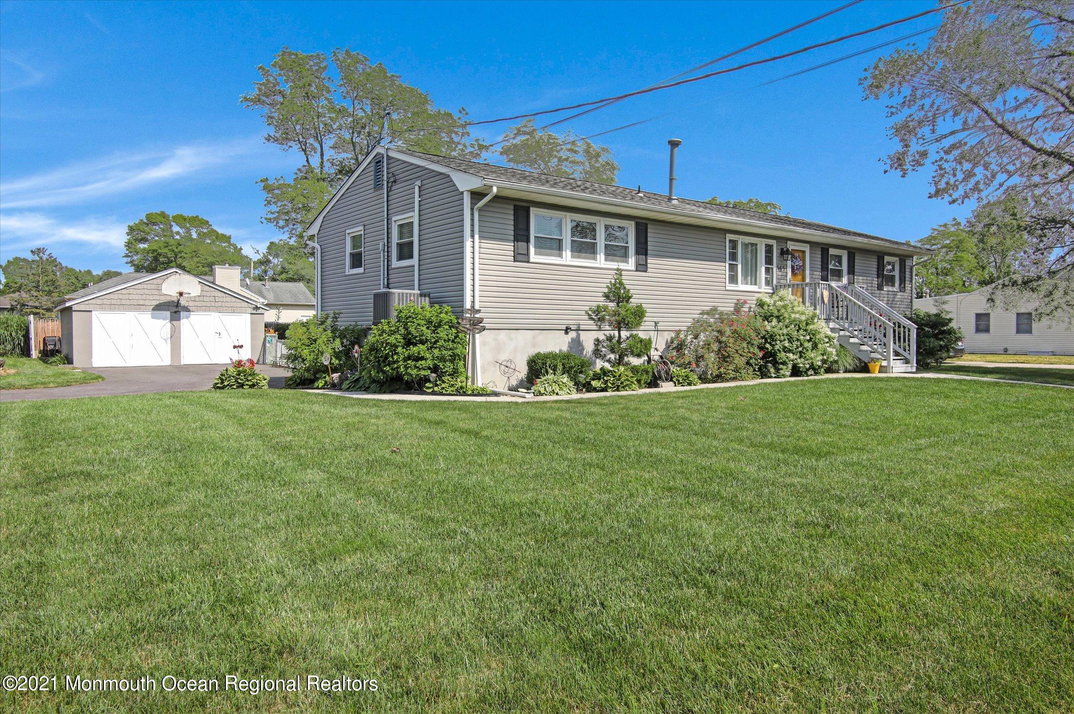 565 George Road Toms River, NJ 08753 - Photo 1 of 32 03-Front