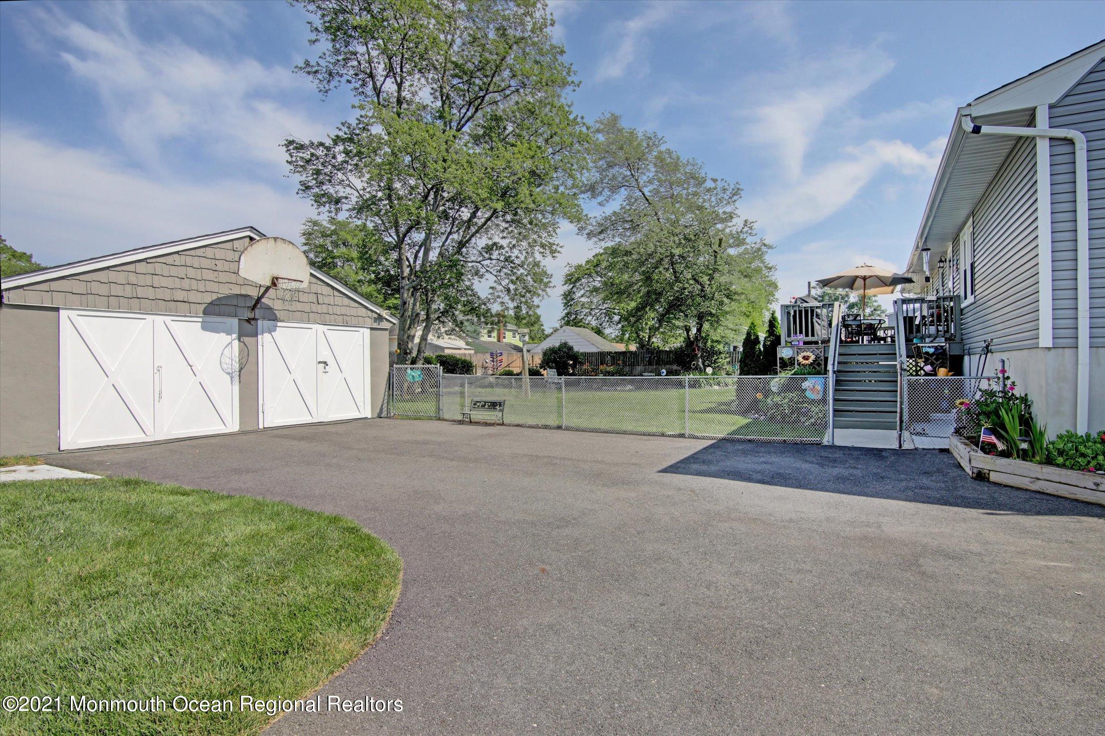 565 George Road Toms River, NJ 08753 - Photo 25 of 32 24-Two Car Garage