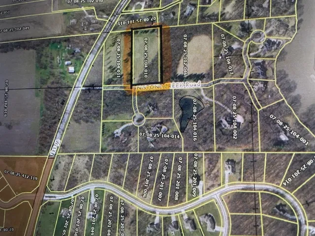 $49,900 | 1850 North Stone Creek Road, Kankakee, IL 60901