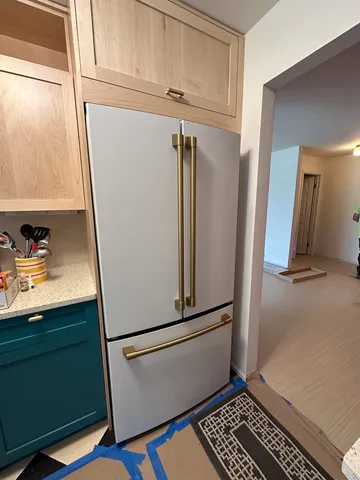 $2,900 | 174 Hemingway Court, Unit 174, Vernon Hills, IL 60061