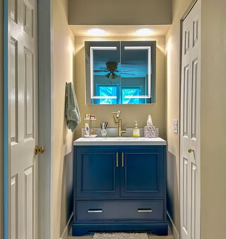 $2,900 | 174 Hemingway Court, Unit 174, Vernon Hills, IL 60061