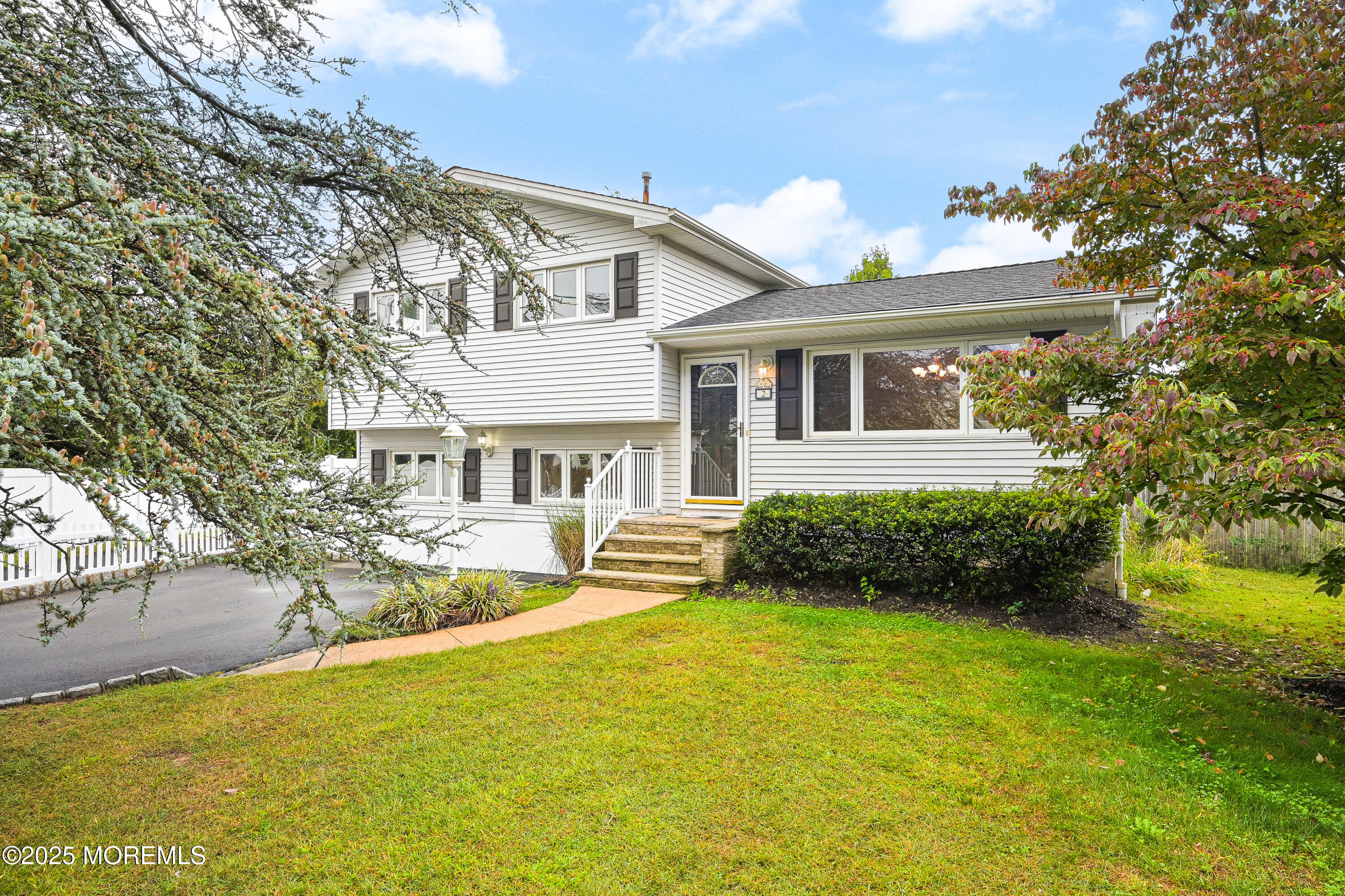 2 Palmer Road Middletown, NJ 07748 - Photo 2 of 40 B65A7A5D-A544-437B-99B2-37BB4300431C