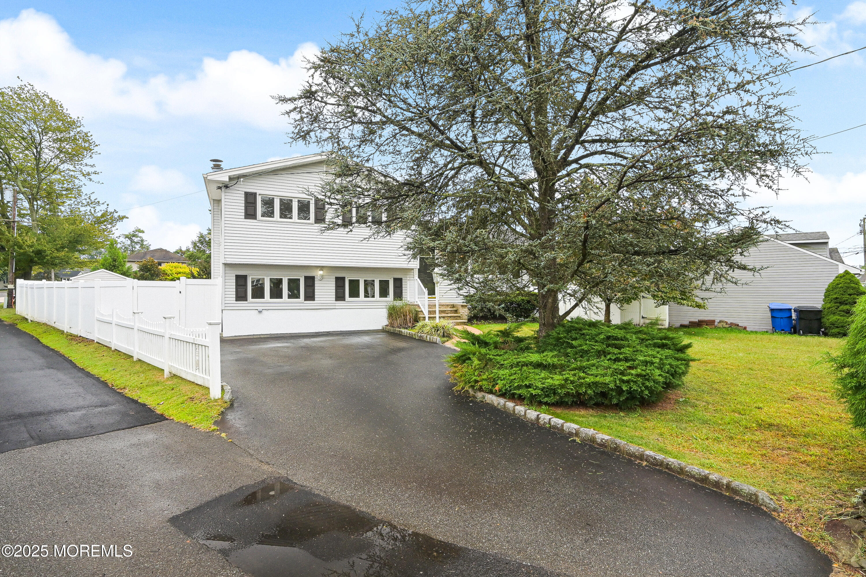 2 Palmer Road Middletown, NJ 07748 - Photo 3 of 40 C2C4F852-2C3D-4DEE-8FC8-54C6A4AF2968