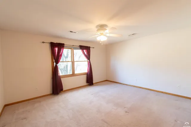 $575,000 | 1215 Hacienda Lane, Lawrence, KS 66049