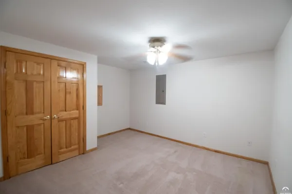 $550,000 | 1215 Hacienda Lane, Lawrence, KS 66049