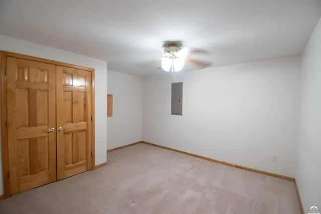 $575,000 | 1215 Hacienda Lane, Lawrence, KS 66049