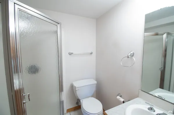 $550,000 | 1215 Hacienda Lane, Lawrence, KS 66049