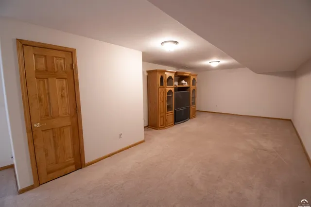 $625,000 | 1215 Hacienda Lane, Lawrence, KS 66049