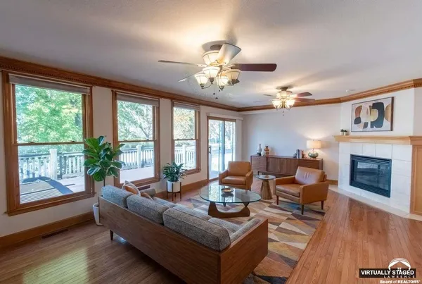 $550,000 | 1215 Hacienda Lane, Lawrence, KS 66049