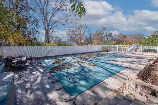 $625,000 | 1215 Hacienda Lane, Lawrence, KS 66049