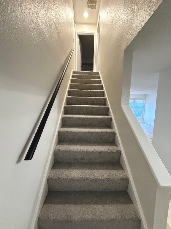 6806 Old Quarry Lane Austin, TX 78731 - Photo 13 of 29 a view of entryway