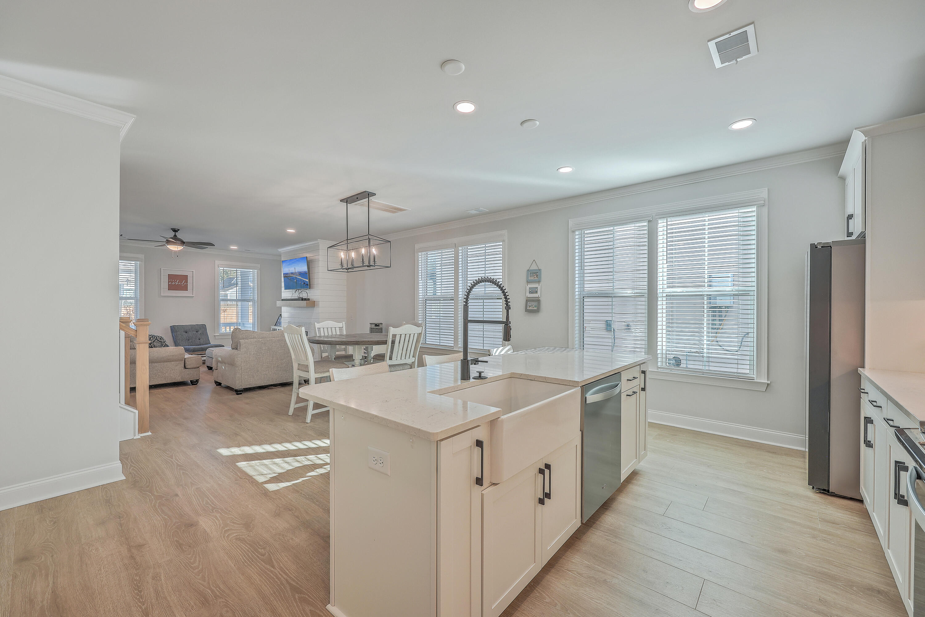 1225 Crooked Oak Road Charleston, SC 29492 - Photo 13 of 32 Kitchen