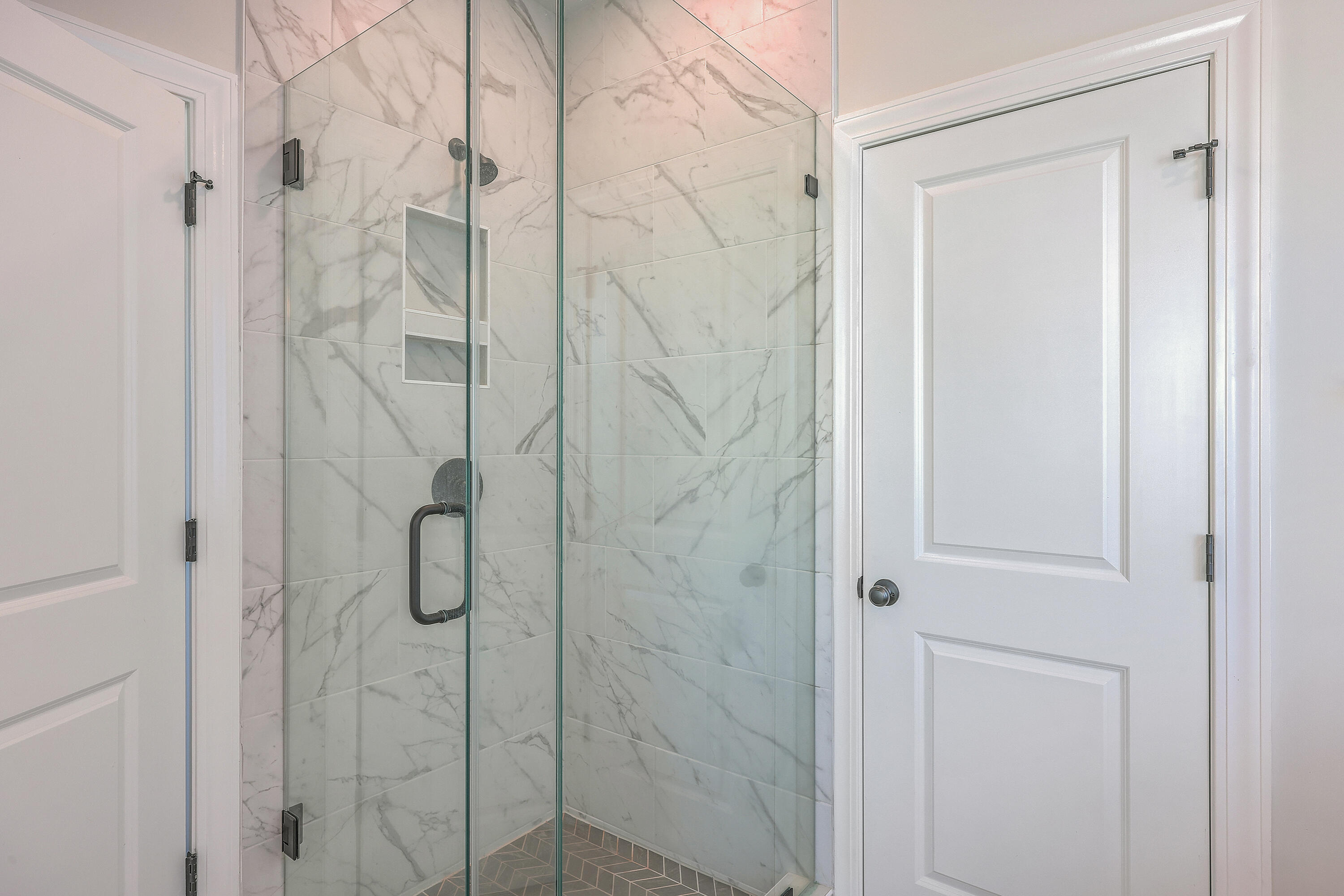 1225 Crooked Oak Road Charleston, SC 29492 - Photo 21 of 32 Primary Bath