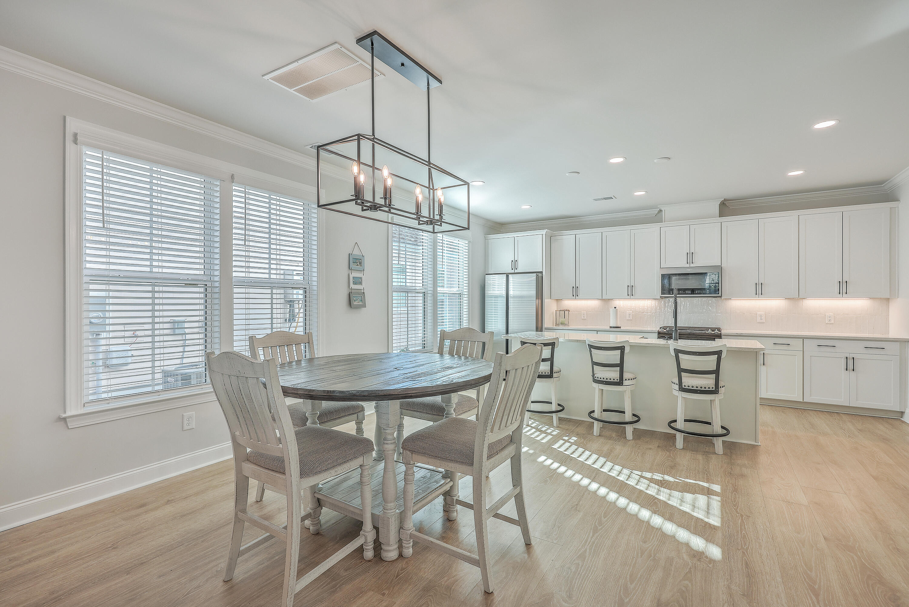 1225 Crooked Oak Road Charleston, SC 29492 - Photo 8 of 32 Dining Nook