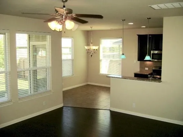 $2,250 | 8513 Inca Dove Drive, Unit 363, Austin, TX 78729