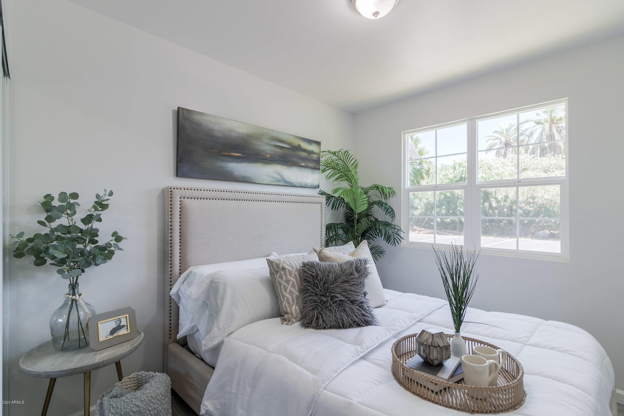 1649 East Oak Street, Unit 8 Phoenix, AZ 85006 - Photo 7 of 12 010-1649EOakSTUnit1-Phoenix-AZ-85006-sma