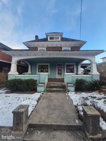 $430,000 | 220 East Main Street, Palmyra, PA 17078