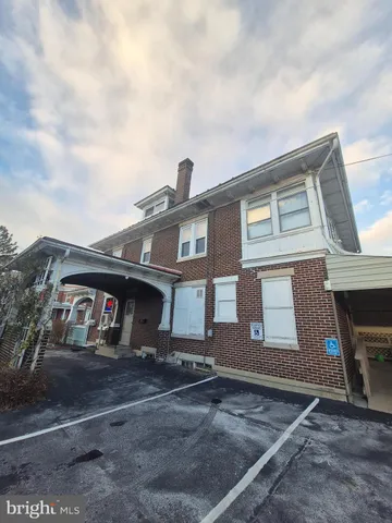 $430,000 | 220 East Main Street, Palmyra, PA 17078