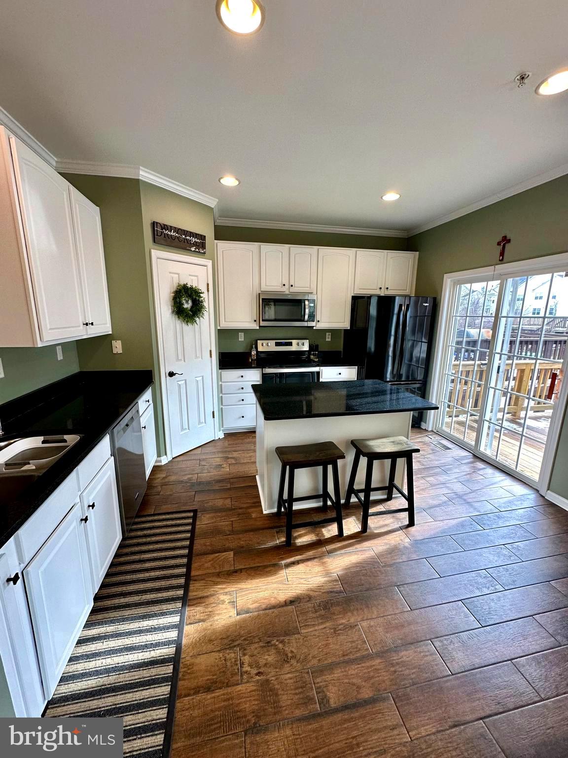 1055 Lily Way Odenton, MD 21113 - Photo 3 of 5