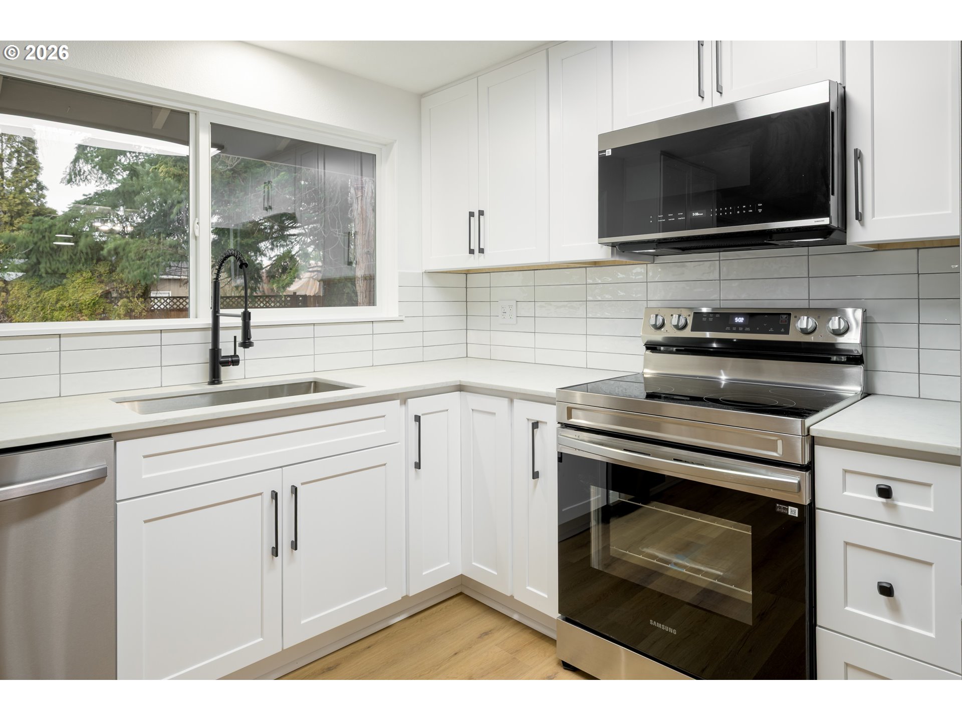 161 Lynnbrook Drive Eugene, OR 97404 - Photo 11 of 36