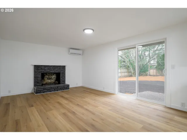 $465,000 | 161 Lynnbrook Drive, Eugene, OR 97404