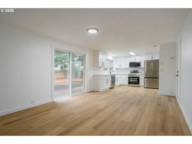 $465,000 | 161 Lynnbrook Drive, Eugene, OR 97404