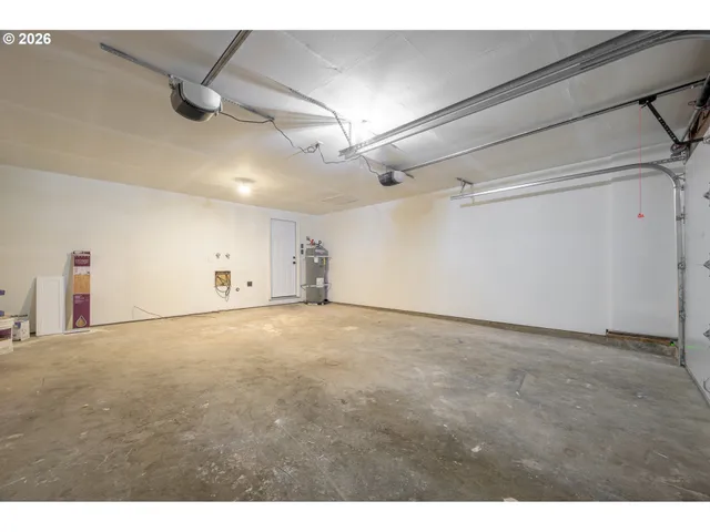 $465,000 | 161 Lynnbrook Drive, Eugene, OR 97404