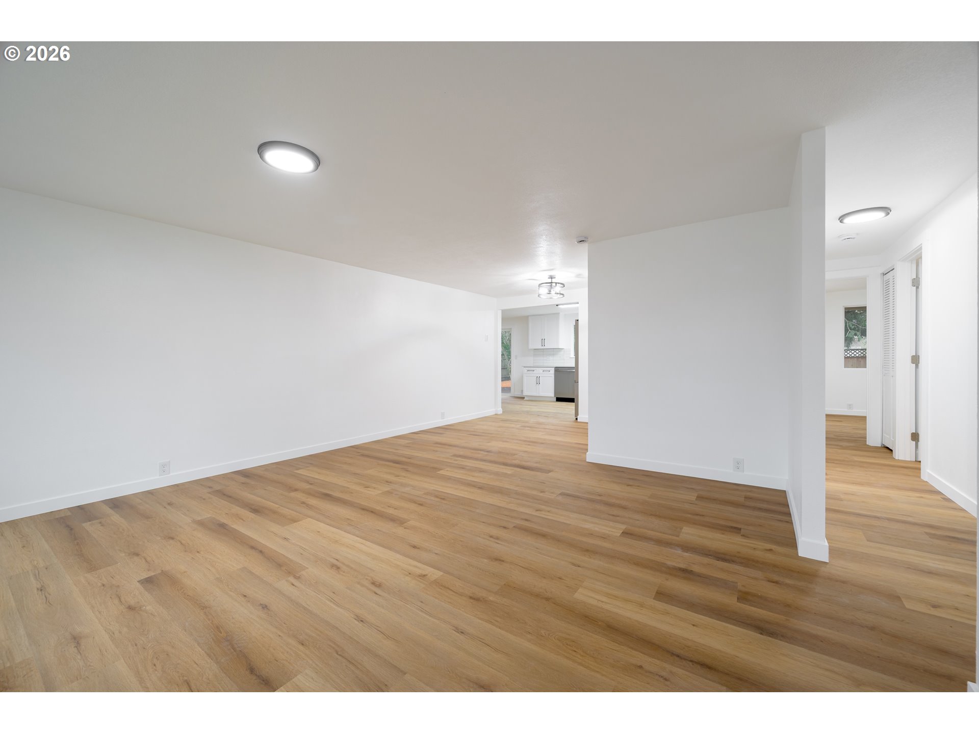 161 Lynnbrook Drive Eugene, OR 97404 - Photo 3 of 36