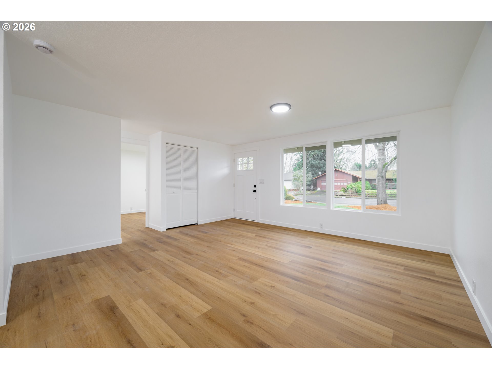 161 Lynnbrook Drive Eugene, OR 97404 - Photo 5 of 36