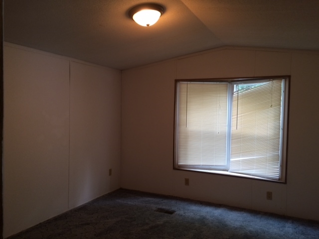 8944 Taylorville Road Tennyson, IN 47637 - Photo 9 of 15