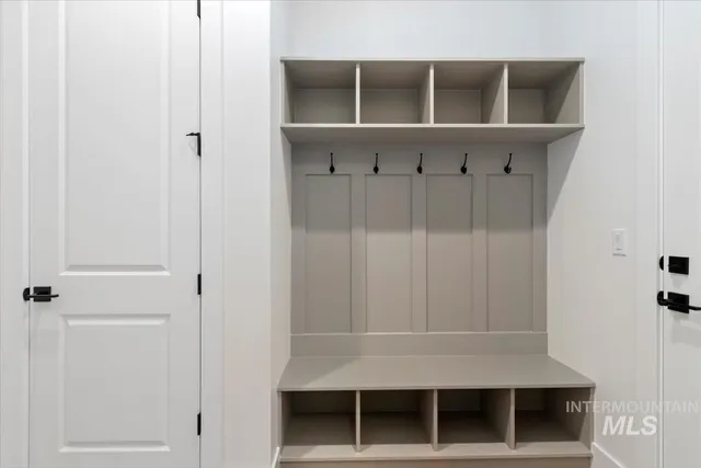 $649,880 | 105 South Sunniva Avenue, Kuna, ID 83634