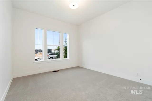 $649,880 | 105 South Sunniva Avenue, Kuna, ID 83634